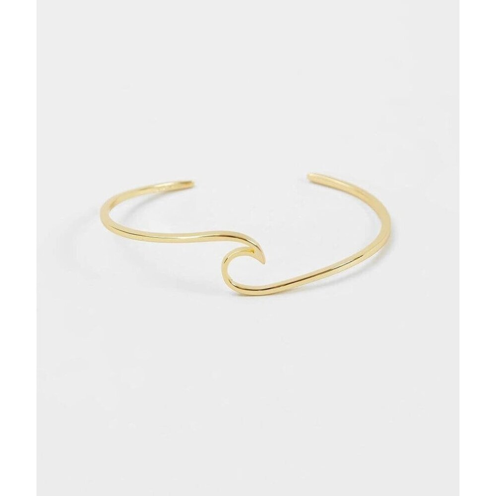 🌊 Pura Vida Wave Cuff Bracelet – Gold | New in Box ✨